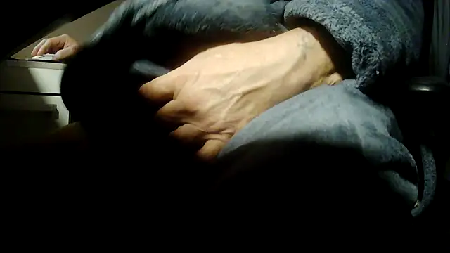 Snapshot of suedel65 chatting on March 12, 2026, 4:29 am suedel65 online show from March 12, 2026, 4:29 am