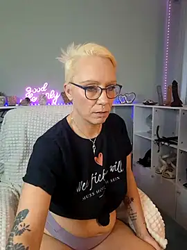 Jan ina online show from January 26, 2025, 11:50 am