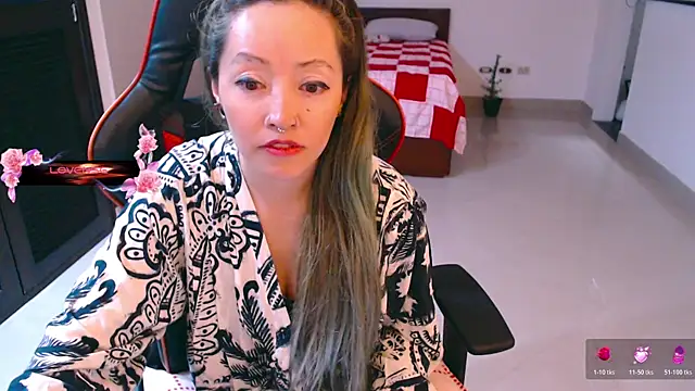 pink-2022 online show from January 6, 2026, 7:18 pm