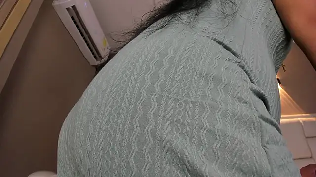  BunnyNaugthy online show from November 6, 2025, 11:58 am