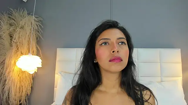  BunnyNaugthy online show from February 17, 2026, 5:10 pm