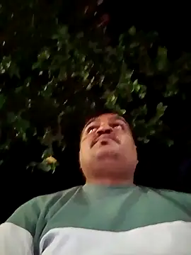 Snapshot of Desi_Londa_143 chatting on October 20, 2025, 1:55 pm Desi Londa 143 online show from October 20, 2025, 1:55 pm