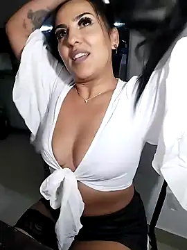 Snapshot of hot-babygirl chatting on October 16, 2025, 9:01 pm hot-babygirl online show from October 16, 2025, 9:01 pm