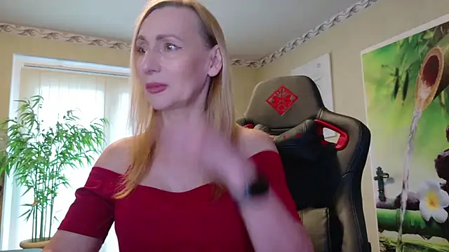 HotLana69 online show from May 3, 2026, 5:27 pm
