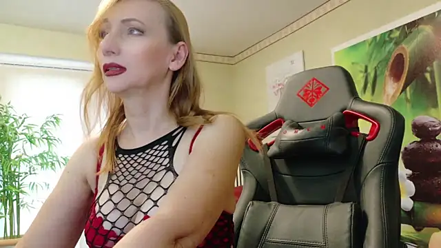 HotLana69 online show from February 15, 2025, 3:50 pm