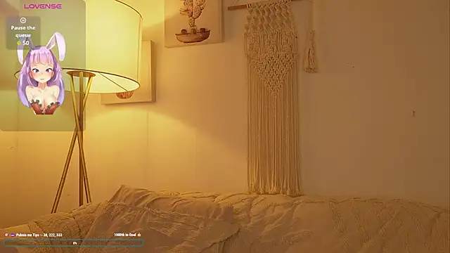 bunnycuteshy online show from November 6, 2025, 2:54 pm