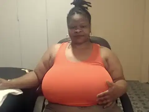 sweetnoziexx online show from November 2, 2025, 12:37 am