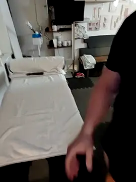 Snapshot of asil1710 chatting on February 14, 2026, 1:44 pm asil1710 online show from February 14, 2026, 1:44 pm