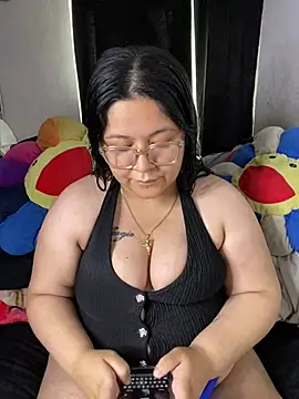 MsConejitaa online show from June 26, 2026, 5:08 pm