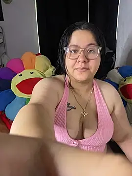 MsConejitaa online show from June 25, 2026, 3:17 pm