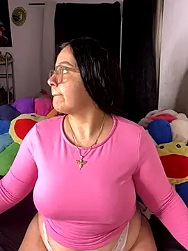 Snapshot of MsConejitaa chatting on October 13, 2025, 2:13 am MsConejitaa online show from October 13, 2025, 2:13 am