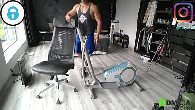 samricci21 online show from March 20, 2026, 10:05 am