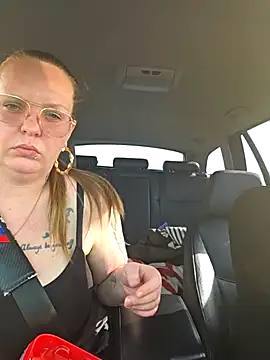 Melissa1994- online show from April 8, 2026, 3:13 pm