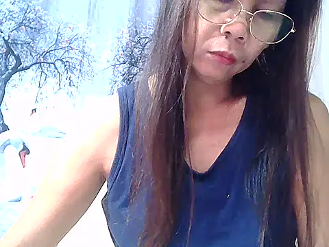 Snapshot of urwife_tobe chatting on October 11, 2025, 7:37 pm urwife tobe online show from October 11, 2025, 7:37 pm