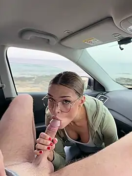 Snapshot of Nicoleevien chatting on February 8, 2026, 5:27 am Nicoleevien online show from February 8, 2026, 5:27 am