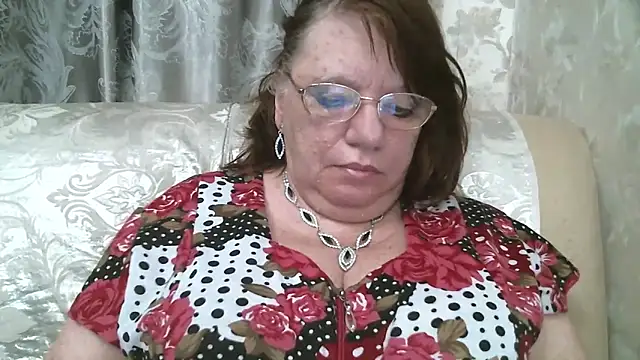 Snapshot of SusanaAhSun chatting on February 16, 2026, 12:04 pm SusanaAhSun online show from February 16, 2026, 12:04 pm