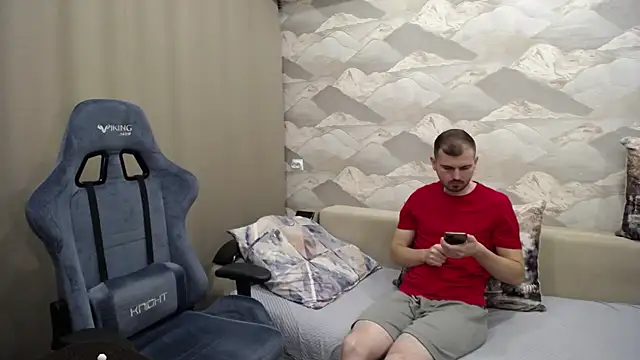 SerzhKorol1 online show from October 10, 2025, 7:20 am