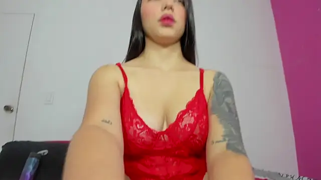 Snapshot of karli_sweet chatting on December 19, 2024, 12:01 pm karli sweet online show from December 19, 2024, 12:01 pm