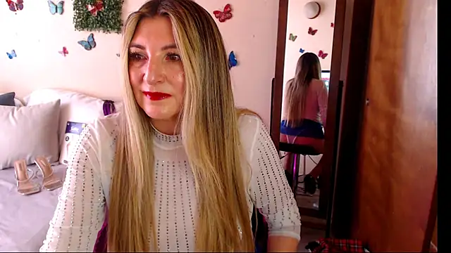 Jolie-Mature online show from June 5, 2026, 8:58 pm