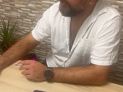 Snapshot of TigerOne19 chatting on November 20, 2025, 7:58 pm TigerOne19 online show from November 20, 2025, 7:58 pm