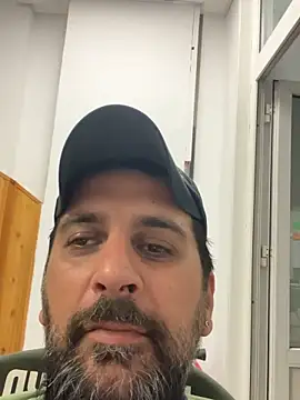 Snapshot of TigerOne19 chatting on November 10, 2025, 4:23 pm TigerOne19 online show from November 10, 2025, 4:23 pm