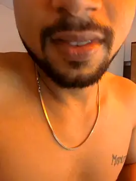 Snapshot of _IRRESISTIBLE_ chatting on June 14, 2026, 4:52 pm IRRESISTIBLE online show from June 14, 2026, 4:52 pm