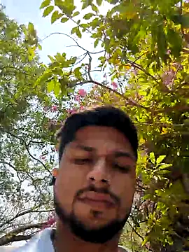 Snapshot of _IRRESISTIBLE_ chatting on April 25, 2026, 6:49 am IRRESISTIBLE online show from April 25, 2026, 6:49 am