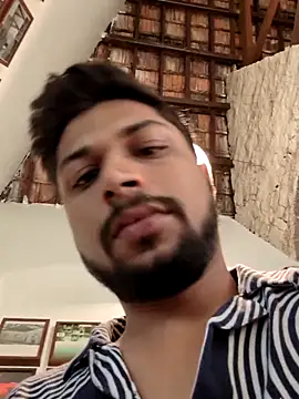  IRRESISTIBLE  online show from October 26, 2025, 6:47 am