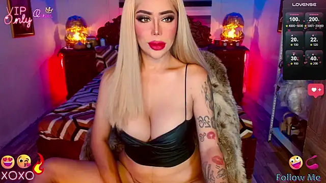 Snapshot of Magnificent_Goddess chatting on May 29, 2026, 3:34 am Magnificent Goddess online show from May 29, 2026, 3:34 am