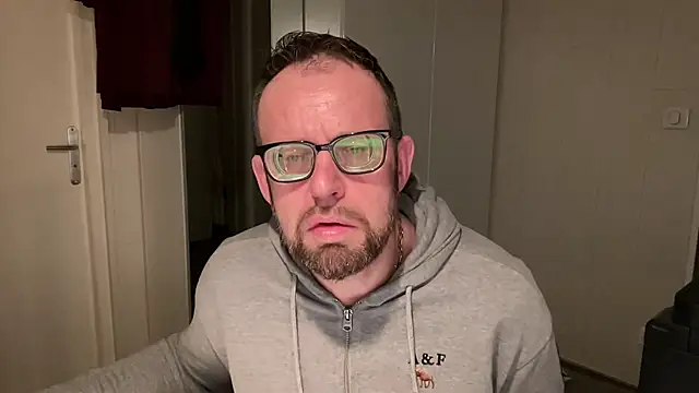 FABIOGLASSES online show from December 22, 2024, 7:42 pm