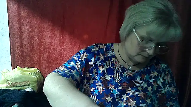 Gina Marlyn online show from May 1, 2026, 7:41 pm