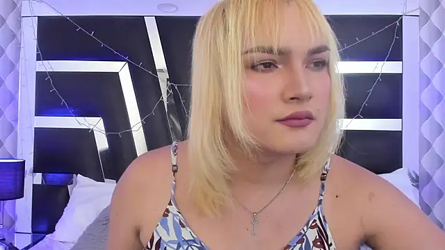 katya kozlov online show from November 11, 2025, 9:53 pm