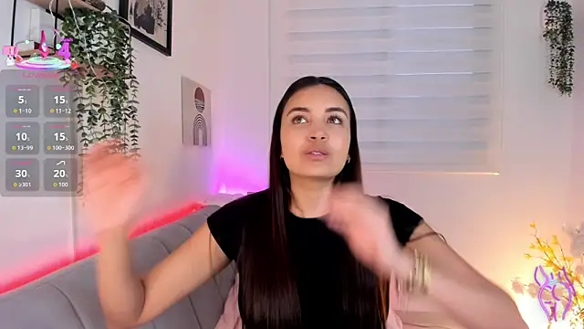 aisha es online show from February 25, 2026, 11:04 pm