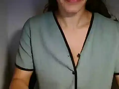 Snapshot of melaniepatterson chatting on October 15, 2025, 2:03 pm melaniepatterson online show from October 15, 2025, 2:03 pm