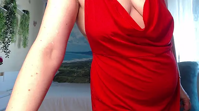 Snapshot of soaring_love chatting on June 8, 2026, 5:08 am soaring love online show from June 8, 2026, 5:08 am
