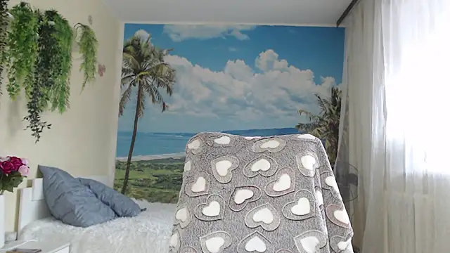 Snapshot of soaring_love chatting on March 13, 2025, 10:36 am soaring love online show from March 13, 2025, 10:36 am