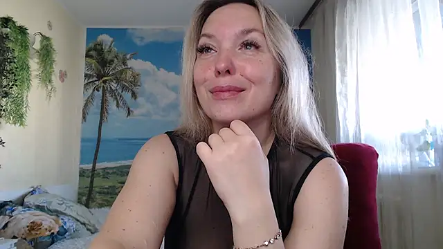 Snapshot of soaring_love chatting on September 29, 2025, 5:36 am soaring love online show from September 29, 2025, 5:36 am