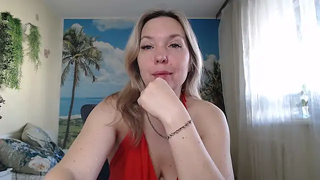 Snapshot of soaring_love chatting on October 2, 2025, 5:00 am soaring love online show from October 2, 2025, 5:00 am