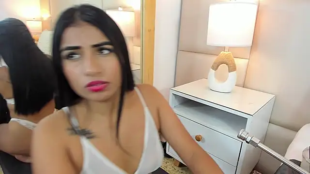Snapshot of AntoniaRoss_ chatting on July 27, 2026, 3:08 pm AntoniaRoss online show from July 27, 2026, 3:08 pm