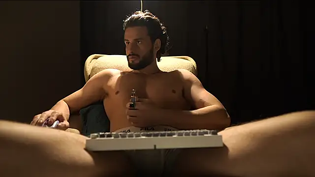 Keen   Luckystrike online show from March 15, 2026, 10:28 pm