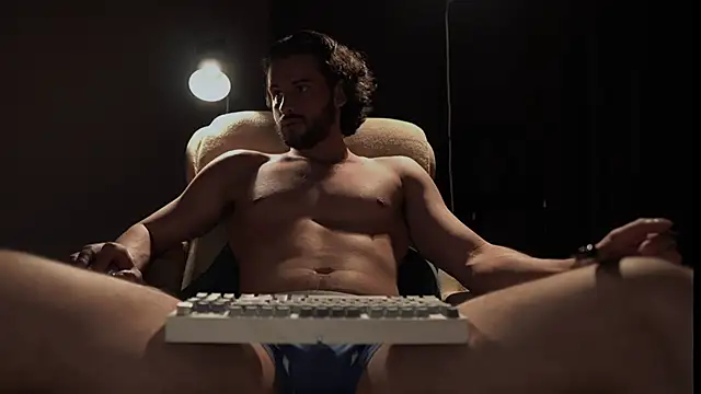 Keen   Luckystrike online show from January 12, 2026, 6:42 am