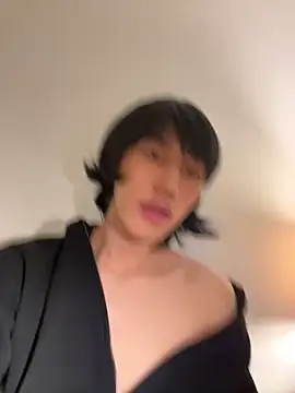 yourwoolee online show from December 9, 2024, 11:04 am