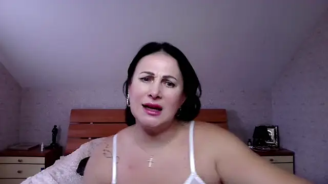 Snapshot of _sarairiti chatting on November 6, 2025, 10:41 am sarairiti online show from November 6, 2025, 10:41 am