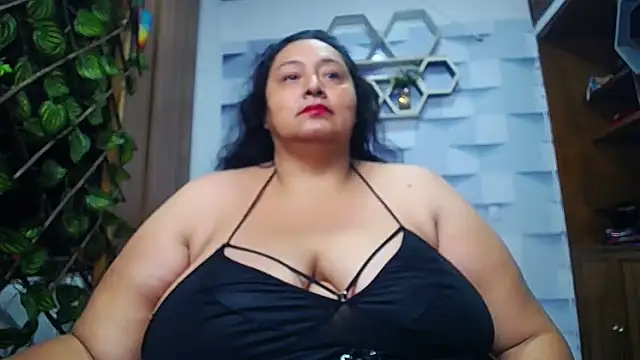 Snapshot of TistMature chatting on October 11, 2025, 1:12 pm TistMature online show from October 11, 2025, 1:12 pm