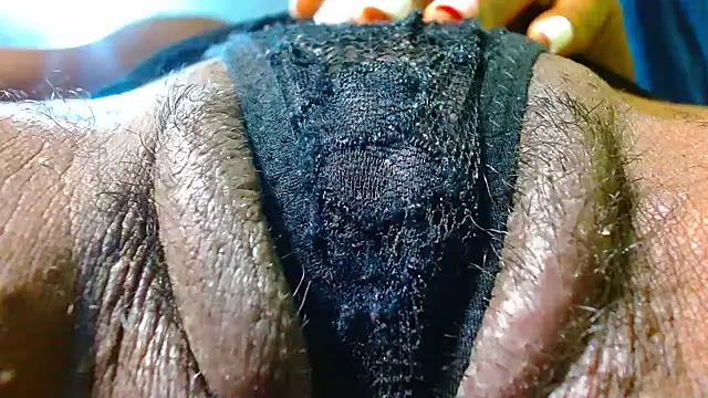 Snapshot of bethanywilson_23 chatting on November 19, 2025, 11:43 am bethanywilson 23 online show from November 19, 2025, 11:43 am