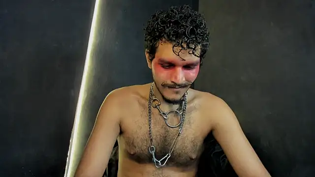 Snapshot of die_mond chatting on November 27, 2025, 4:18 pm die mond online show from November 27, 2025, 4:18 pm