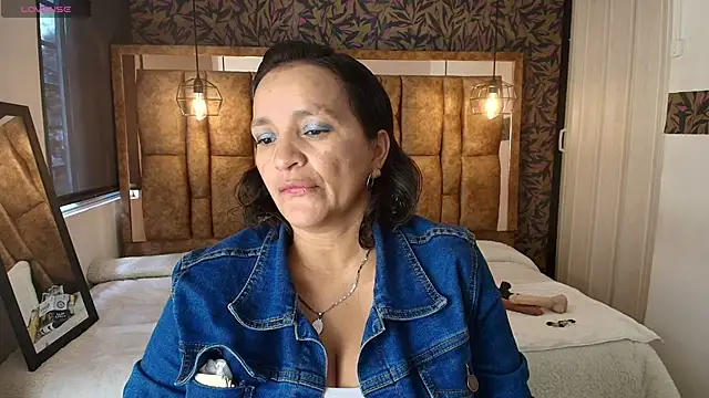 Snapshot of MarilynMiilf_ chatting on June 3, 2026, 6:45 pm MarilynMiilf online show from June 3, 2026, 6:45 pm