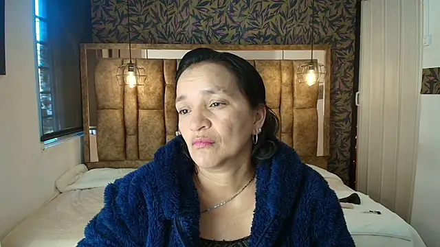 Snapshot of MarilynMiilf_ chatting on June 10, 2026, 7:37 pm MarilynMiilf online show from June 10, 2026, 7:37 pm