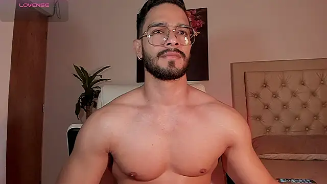 Josseph1  online show from October 27, 2025, 11:38 pm