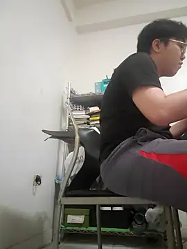 Snapshot of ksshp9502 chatting on December 2, 2025, 4:41 pm ksshp9502 online show from December 2, 2025, 4:41 pm